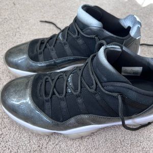 Low Jordan 11 size 13